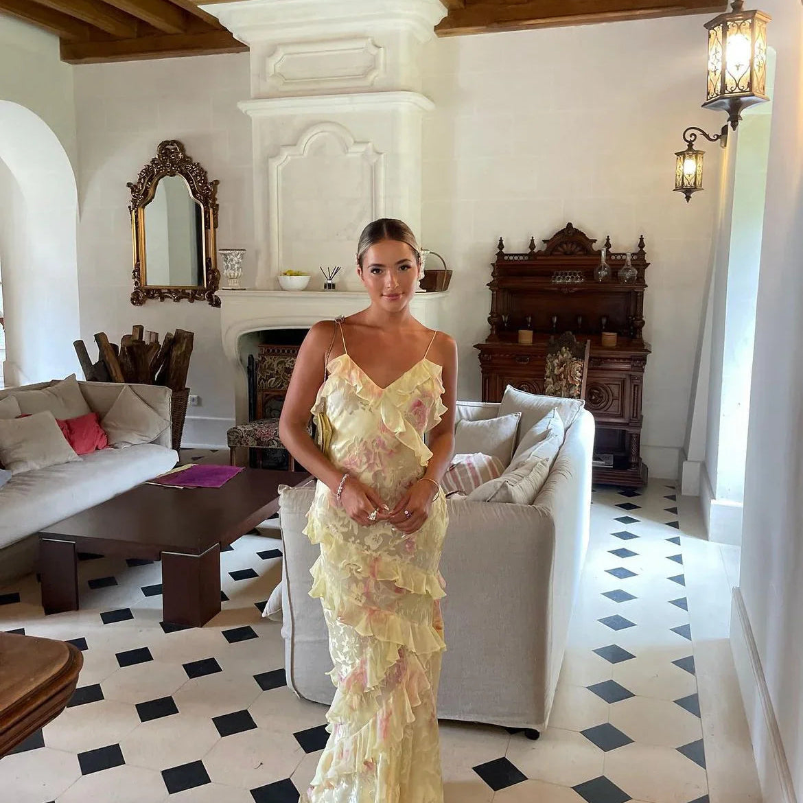 Julieta - Vestido Comprido com Volantes